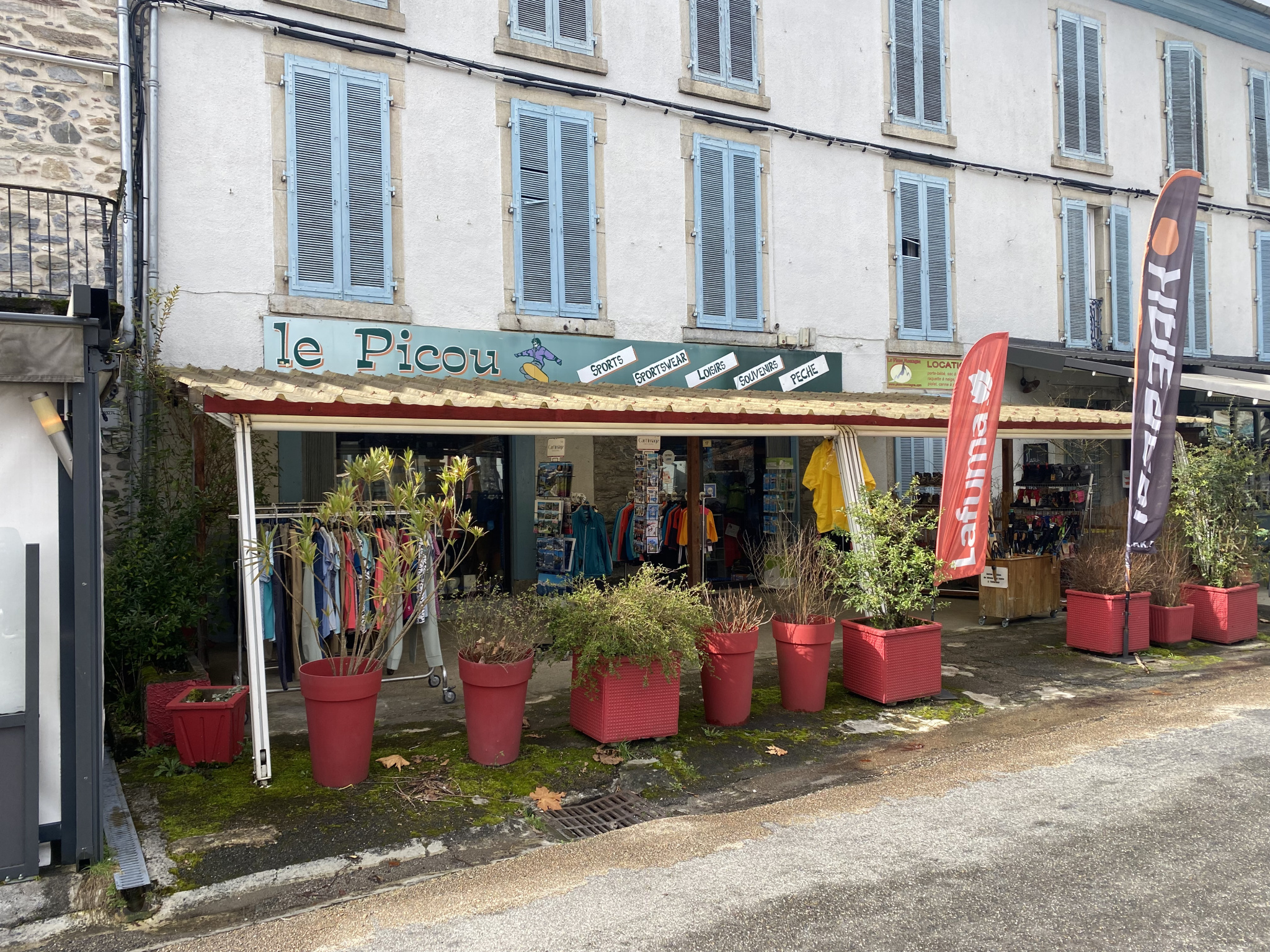 Commerce de montagne «  Le PICOU »