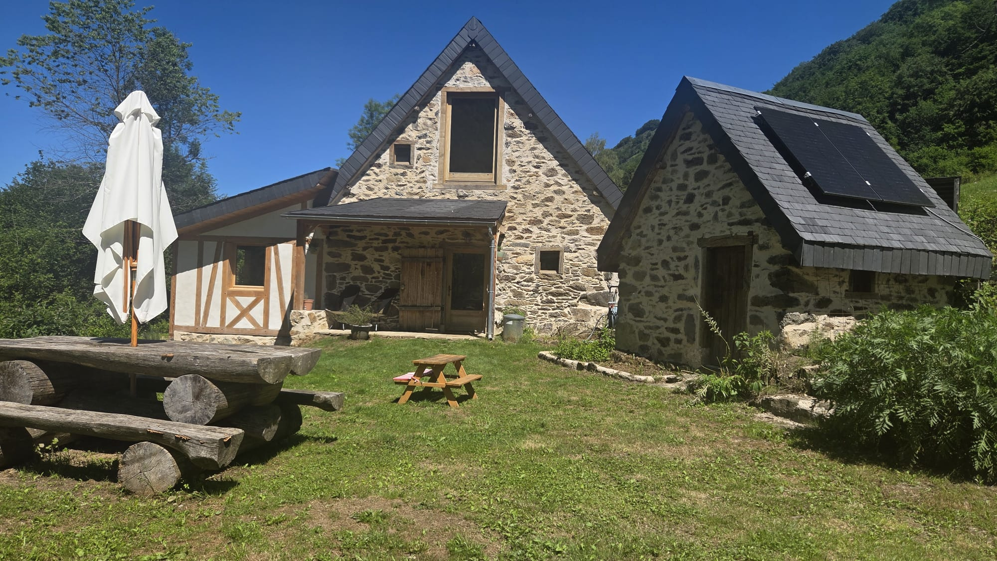 Ensemble immobilier au coeur de la nature